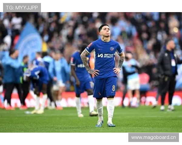 恩佐：球场条件影响发挥未能展现风格